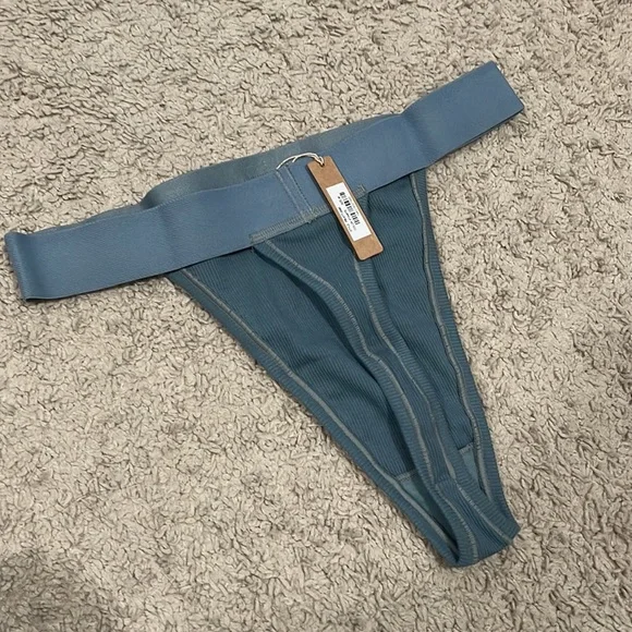 Skims cotton ribbed thong - Picture 3 of 5